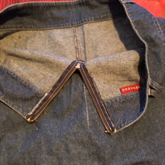 Nevada size 16 Jean skort. Zipper, belt holders, slits in sides, - Picture 6 of 8